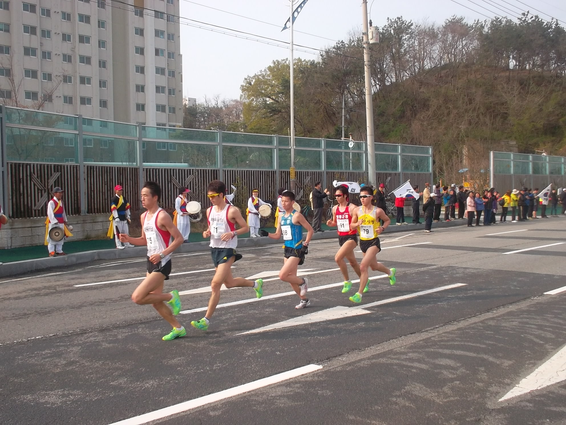 2013 군산새만금국제마라톤대회 거리응원