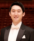 박건우