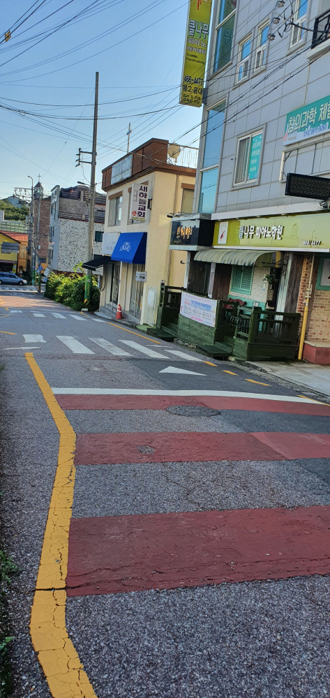 지곡초 이면도로