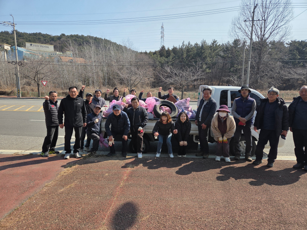 성산면주민자치위원회청소활동사진(8)
