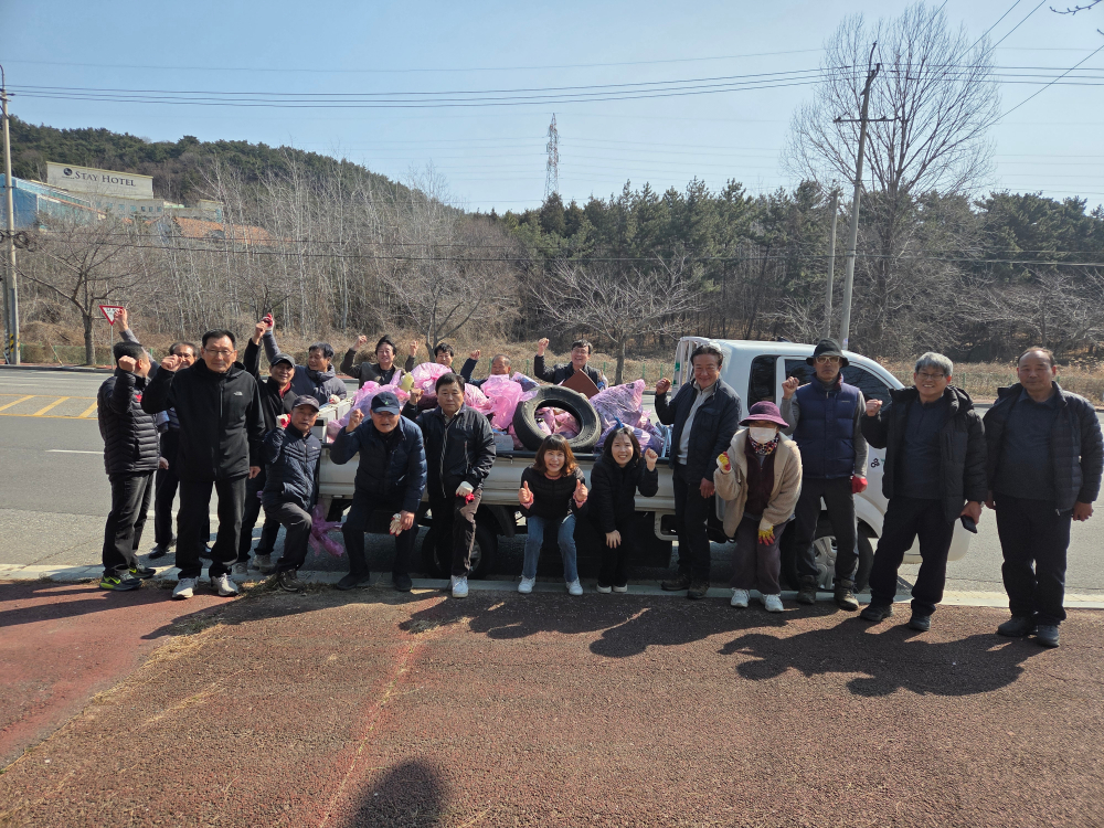 성산면주민자치위원회청소활동사진(11)