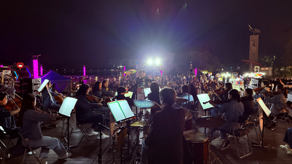 군산시립예술단 광장 콘서트 10월 라떼는 말이야 - 라떼팝 , 은파에서 힐링 플렉스