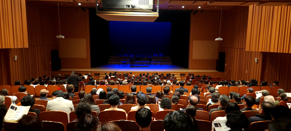 군산시립합창단 제122회 정기 연주회 <봄이 오는 소리>